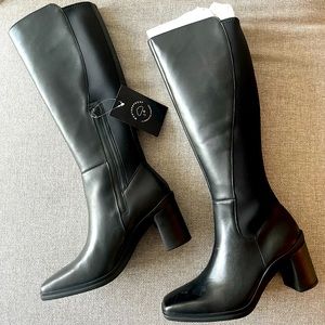 Black knee-high boots by Naturalizer